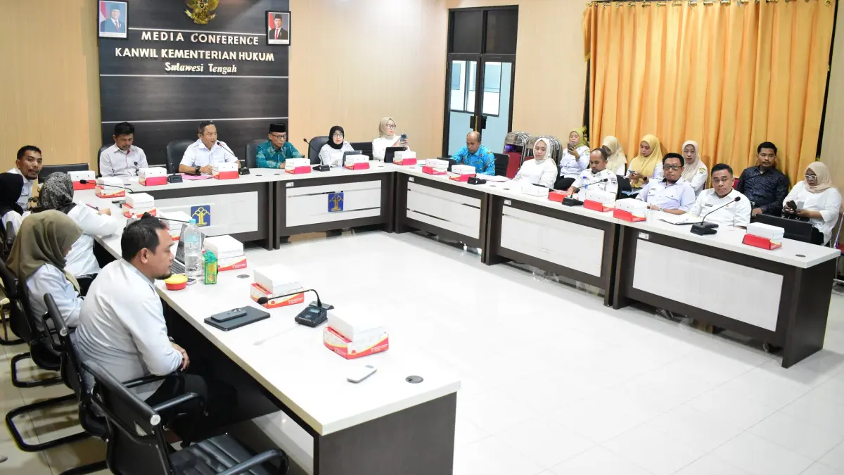 Rapat Fasilitasi Harmonisasi Rancangan Peraturan Bupati tentang Petunjuk Teknis Pemberian Bantuan Bidang Perikanan pada Dinas Perikanan Daerah Kabupaten Morowali di Aula Kebangsaan, Kanwil Kemenkum Sulteng, Rabu (29/7/2026).
