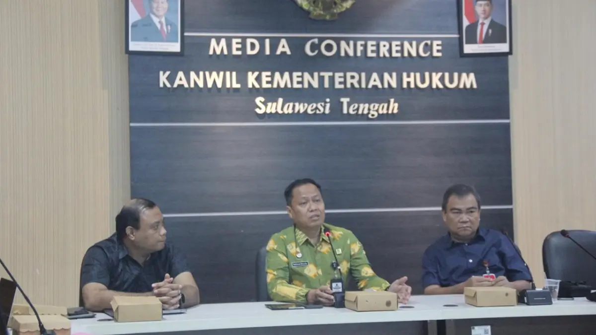 Kanwil Kemenkum Sulteng memfasilitasi harmonisasi Raperbup Banggai tentang Perubahan Kedua atas Peraturan Bupati Banggai Nomor 74 Tahun 2017 tentang Pembentukan UPT pada Dinas Daerah di Lingkungan Pemerintah Daerah di Aula Kebangsaan Kanwil Kemenkum Sulteng, Kamis (30/7/2026).