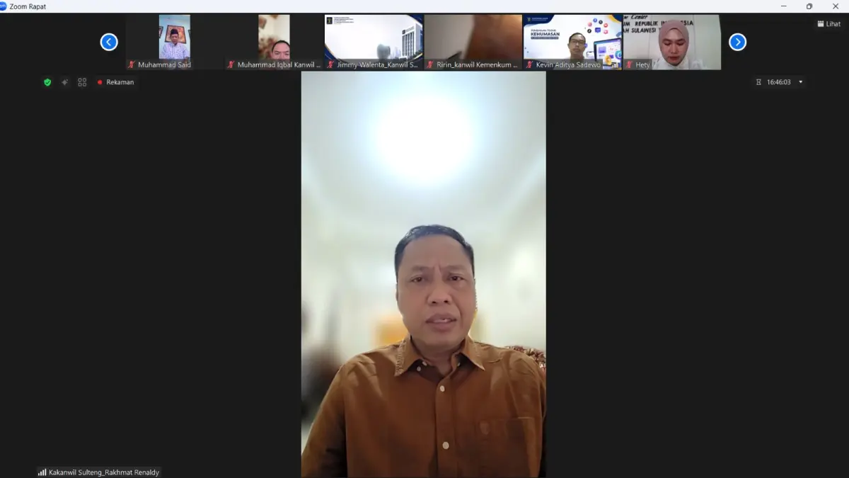 Rakhmat Renaldy saat memberikan arahan kepada seluruh jajaran Kanwil Kemenkum Sulteng secara virtual, Jumat (31/7/2026).