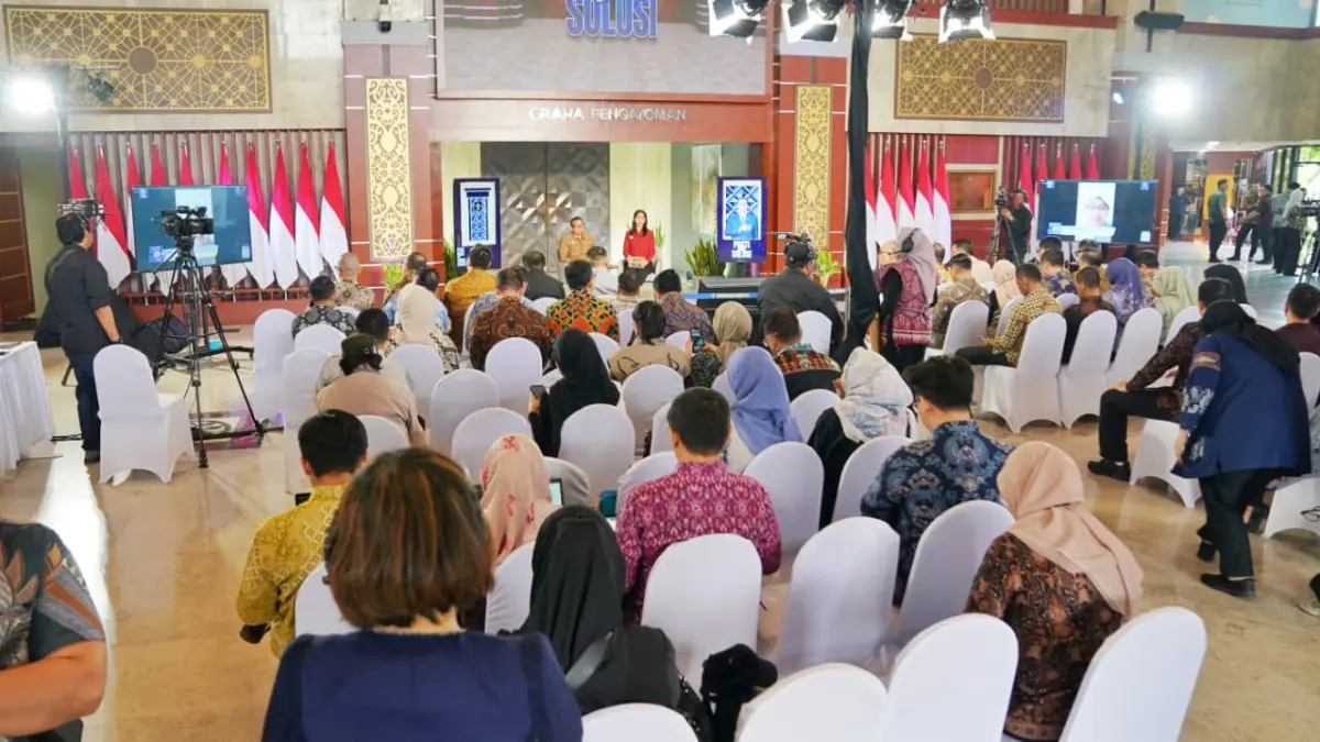  Forum Pengaduan Pelayanan Publik "PASTI ADA SOLUSI" Episode 9 yang diikuti Kantor Wilayah Kementerian Hukum Sulawesi Tengah (Kanwil Kemenkum Sulteng) secara virtual, Jumat (31/7). 