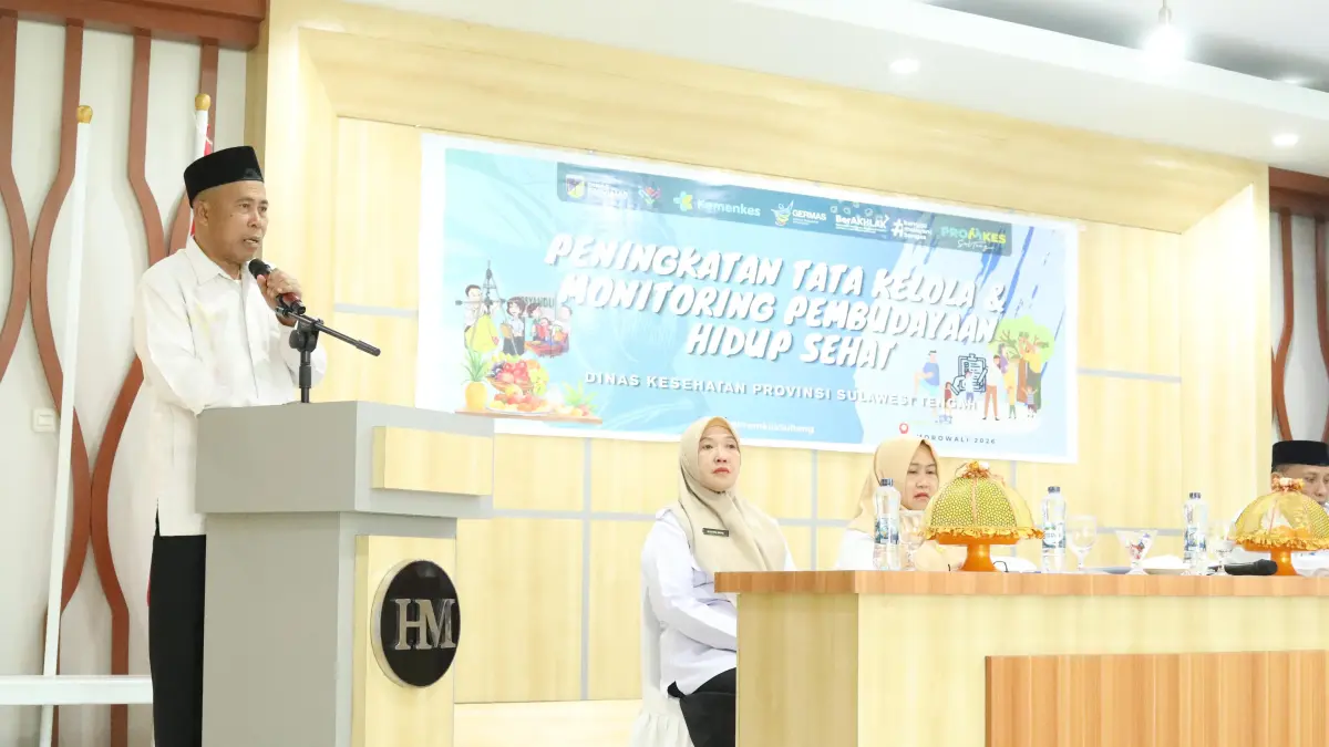 MEMBUKA: Asisten III Bidang Administrasi Umum Setda Morowali, Afridin, secara resmi membuka kegiatan Peningkatan dan Monitoring Pembudayaan Hidup Sehat, Rabu (5/8/2026).(FOTO: SUPRIYONO/RADAR PALU).