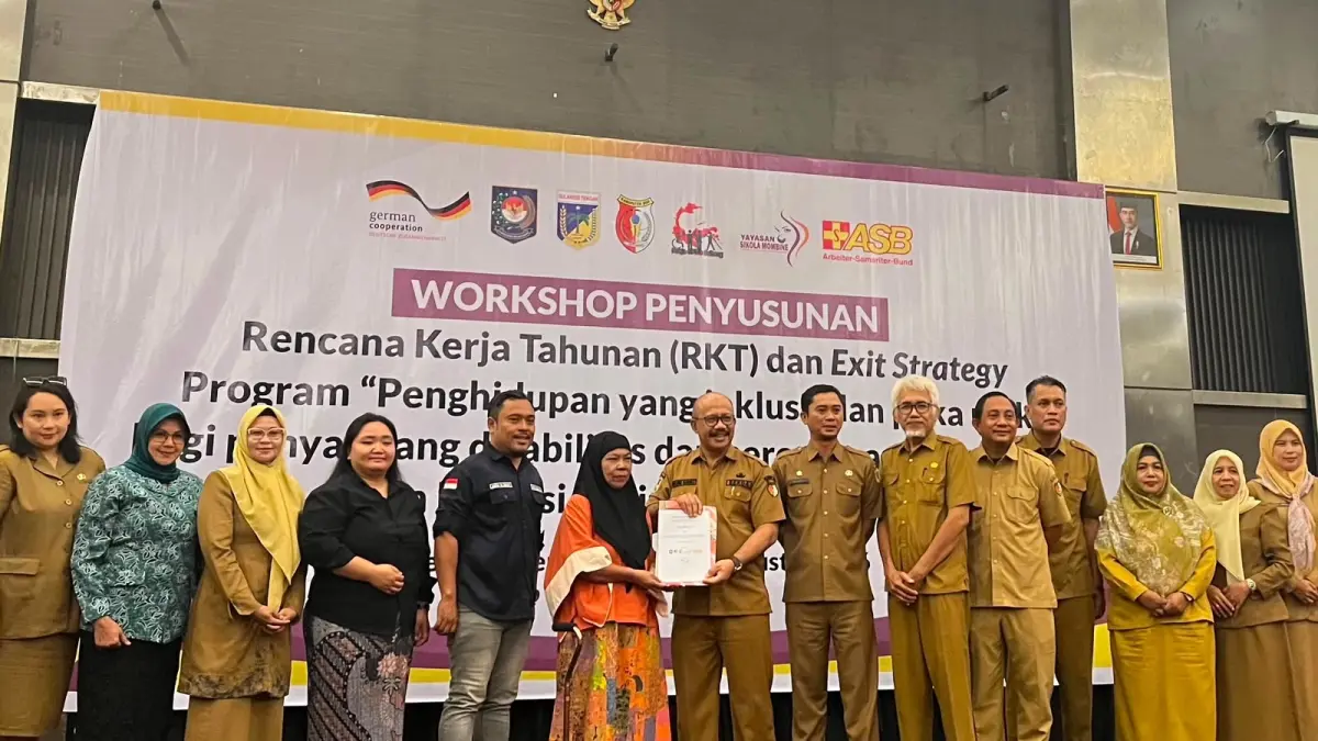 PENGEMBANGAN: Bersama Yayasan Sikola Mombine, Pemkab Sigi mengembangkan Program Penghidupan Inklusif dan Peka Risiko bagi Penyandang Disabilitas dan Perempuan dalam Kondisi Rentan (Pakagasi) sebagai upaya meningkatkan ketahanan sosial ekonomi kelompok rentan di wilayah rawan bencana.(FOTO: ANGEL SUMBARA/RADAR PALU).