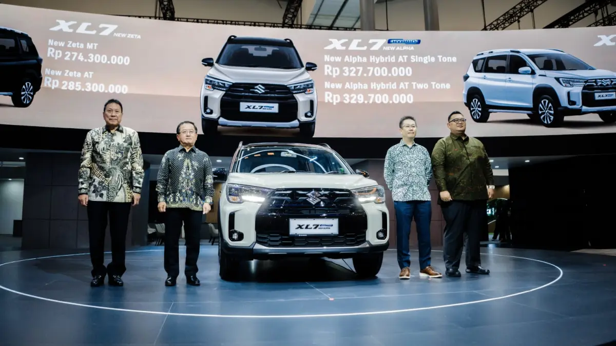PT Suzuki Indomobil Sales (SIS) resmi menghadirkan Suzuki XL7 terbaru sebagai penyegaran bagi lini Sport Utility Vehicle (SUV) 7-seater untuk keluarga Indonesia.