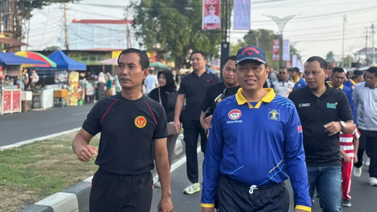 Kanwil Kemenkum Sulteng) menyemarakkan peringatan Hari Pengayoman ke-81 Tahun 2026 dengan menggelar Fun Walk yang berlangsung meriah di Kota Palu, Minggu (9/8/2026).