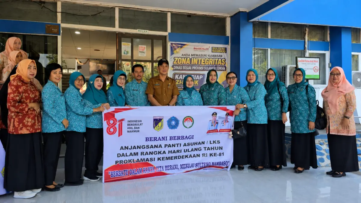 Kepala Dinsos Sulteng Rifki Anata Mustaqim melepas Tim Anjangsana dan Bakti Sosial di Palu, Senin (10/8/2026). FOTO:;PPID DINSOS SULTENG&nbsp;