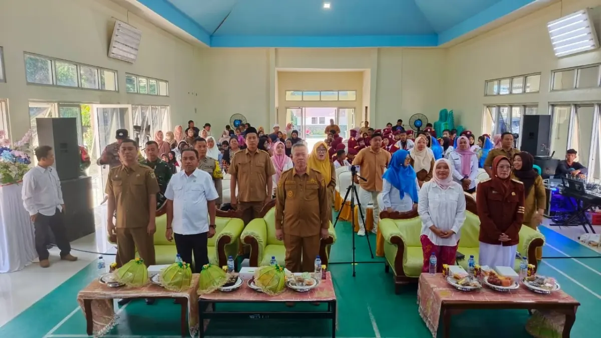 SEKKOLAH RAKYAT: Bupati Sigi Mohamad Rizal Intjenae menghadiri Open House Sekolah Rakyat Menengah Pertama (SRMP) 22 Sigi Tahun 2026 di Sentra Nipotowe, Desa Kalukubula, Kecamatan Sigi Biromaru, Senin (10/8/2026).(FOTO: ANGEL SUMBARA/RADAR PALU).