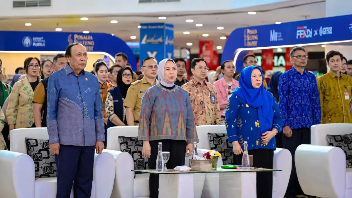 Wakil Gubernur Sulawesi Tengah Reny Lamadjido menghadiri Posalia Sulteng Digifest di Palu Grand Mall, Selasa (11/8). Pembayaran digital didorong mempercepat ekonomi daerah. FOTO: BIRO ADPIM SULTENG&nbsp;