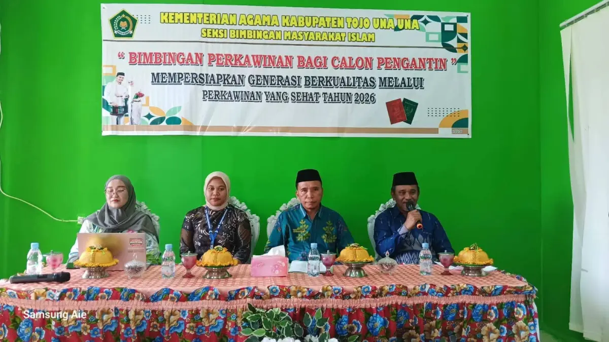 BIMBINGAN: Bimas Islam Kantor Kementerian Agama Kabupaten Touna menggelar bimbingan perkawinan bagi calon pengantin, bertempat di Kantor Urusan Agama (KUA) Kecamatan Ulubongka, Kamis (13/8/2026).(FOTO: HERIYANTO LIMAHU/RADAR PALU).