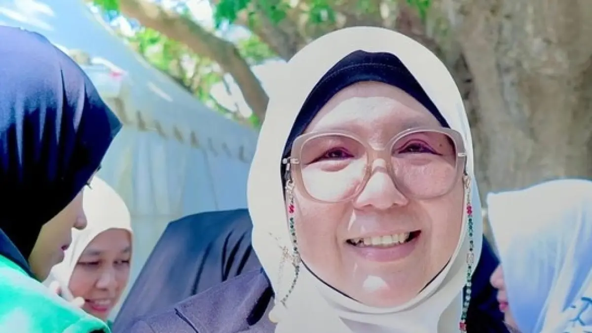 Hj. Wiwik Jumatul Rofi