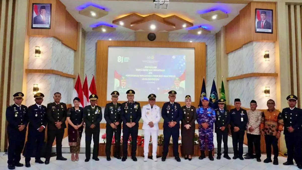 SINERGI: Unsur Forkopimda Kabupaten Morowali Utara menghadiri seremonial peyerahan remisi umum yang diterima 210 warga binaan di Lapas Kelas III Kolonodale dalam rangka HUT ke-81 Kemerdekaan RI, Senin (17/8/2026). (FOTO: ISTIMEWA/RADAR PALU)