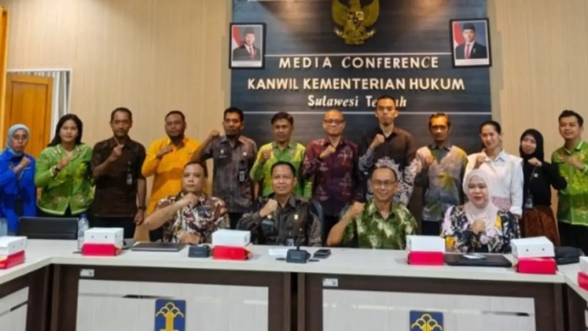 Forum Pendalaman Materi Perancang Peraturan Perundang-undangan dengan tema “Pengakuan dan Penetapan Hukum yang Hidup dalam Masyarakat dalam Penyelenggaraan Pemerintahan Daerah”, yang dilaksanakan di Ruang Rapat Kantor Wilayah Kementerian Hukum Sulawesi Tengah, Kamis (20/8/2026).