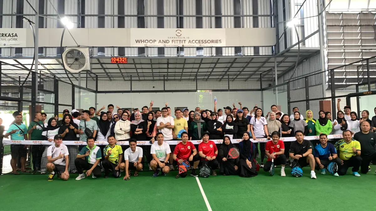 Pegawai Pegadaian Area Palu mengikuti Golden Independence Tournament sebagai rangkaian perayaan Hari Kemerdekaan RI sekaligus mempererat engagement dan kebersamaan antarkaryawan.(Rina/Radar Palu).