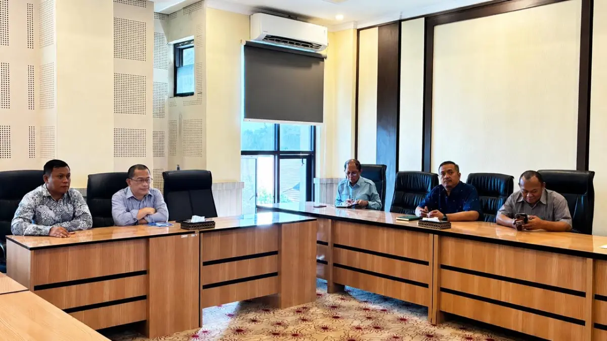 Rapat Panitia Khusus (Pansus) Agraria DPRD Sulteng membahas penyelesaian konflik agraria petani sawit di Kabupaten Tolitoli. FOTO: Annisa Nurul Wibdy. 