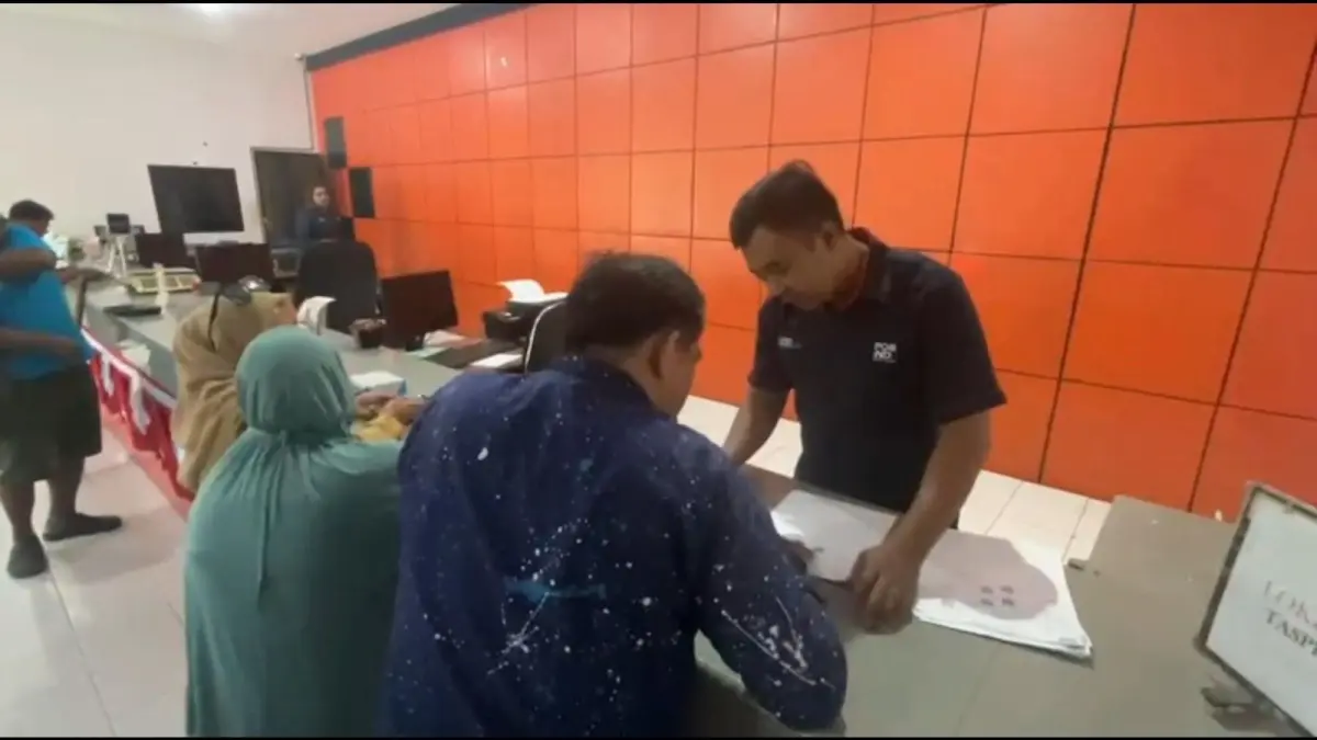 JUDOL: Pemkab Banggai memeriksa dan mengklarifikasi penerima bansos, yang terlilit judol.(FOTO: NENDRA PRASETYA/RADAR PALU).