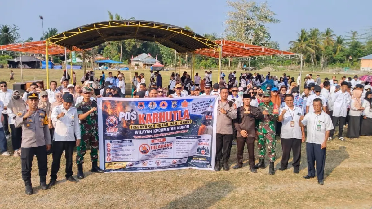 KARHUTLA: Isu karhutla semakin masif, Pemkab Banggai lakukan koordinasi mengatasi karhutla dengan membuat Posko..(FOTO: NENDRA PRASETYA/RADAR PALU). 