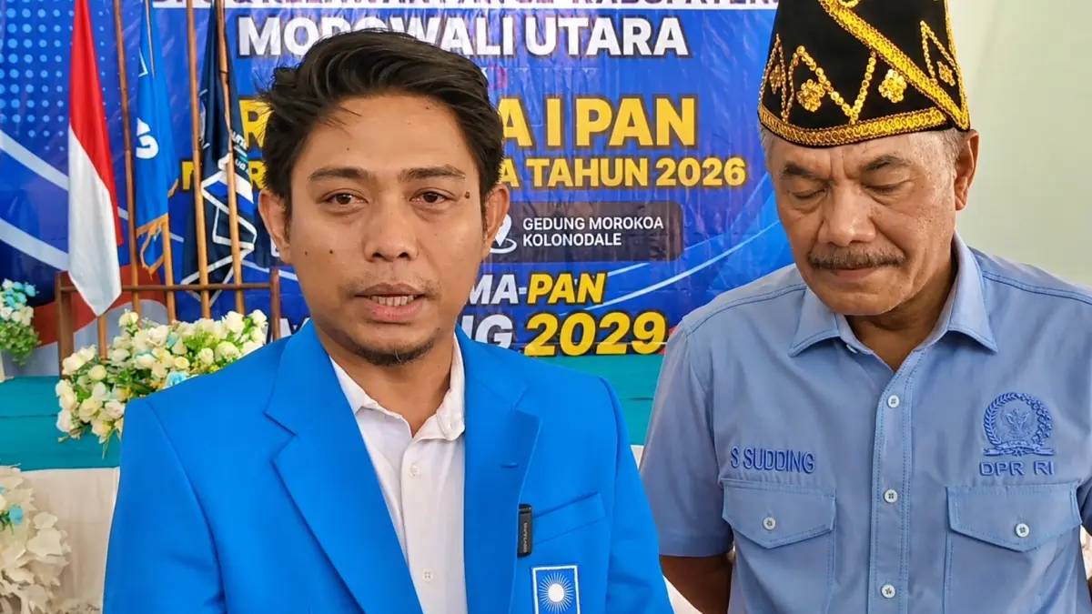 TARGET: Ketua DPD PAN Morowali Utara H. Akbar bersama Ketua DPW PAN Sulawesi Tengah H. Sarifuddin Suding menargetkan PAN Morut masuk tiga besar pada Pemilu 2029, Minggu (30/8/2026). (FOTO: ISTIMEWA/RADAR PALU)