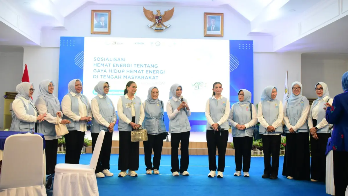 Kunjungan kerja Ibu Selvi Gibran Rakabuming bersama para Ibu Solidaritas Perempuan untuk Indonesia Kabinet Merah Putih (SERUNI KMP) di Kota Palu, Rabu (2/9/2026).