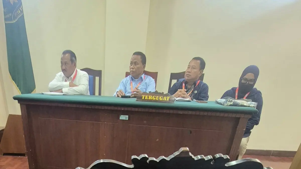 SIDANG : Suasana sidang PTUN Palu terkait pemberhentian 5 Kades di Kabupaten Banggai, Senin (9/7/2026).(Istimewa)