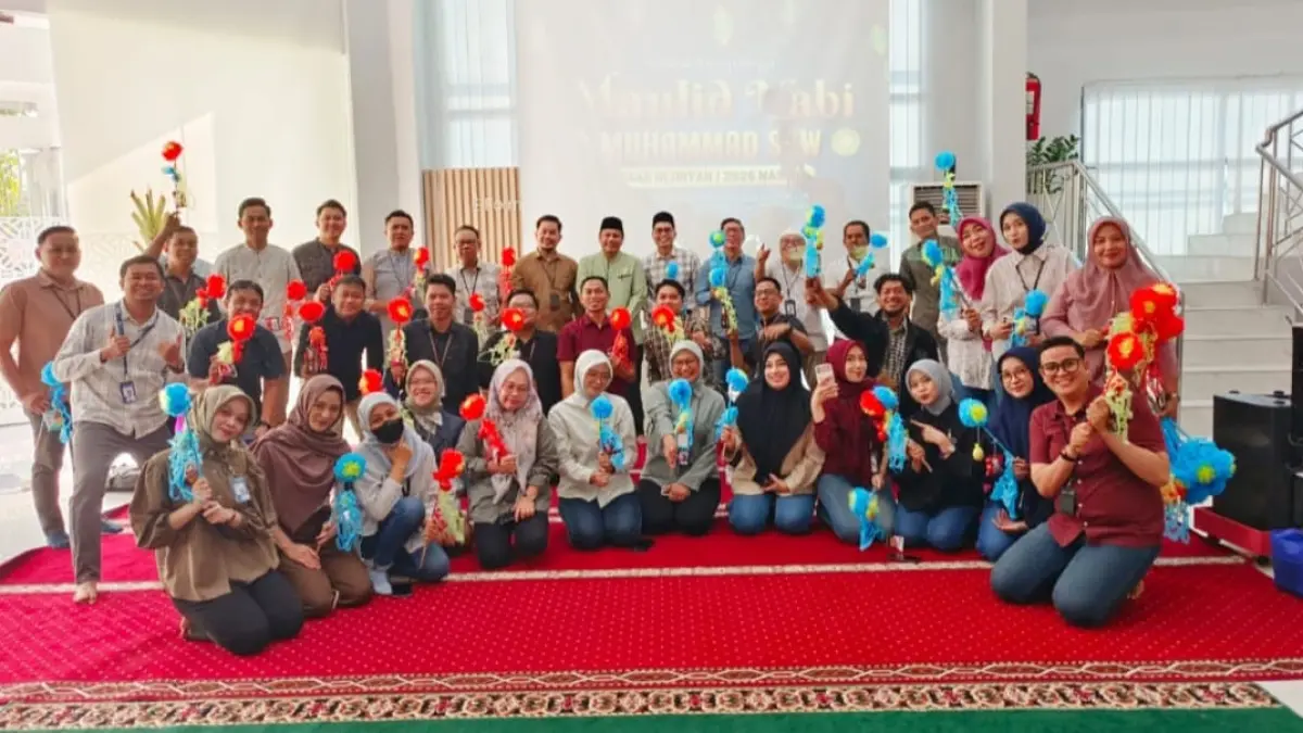 Peringatan Maulid Nabi Muhamamad SAW 1448, Jumat, 11 September 2026, di Kantor BRI Branch Office Poso dan diikuti seluruh jajaran pekerja atau Insan BRILiaN BRI Poso.