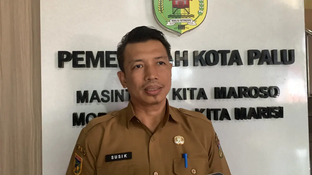 Kepala Dinas Sosial (Dinsos) Kota Palu, Susik. (Rina/Radar Palu).