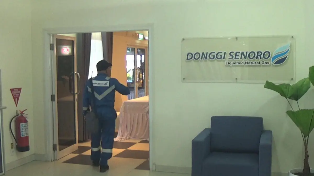 PENGAWASAN: Kantor Imigrasi Kelas II TPI Banggai memperketat pengawasan terhadap mobilitas kapal asing yang masuk ke wilayah Kabupaten Banggai.(FOTO: NENDRA PRASETYA/RADAR PALU).