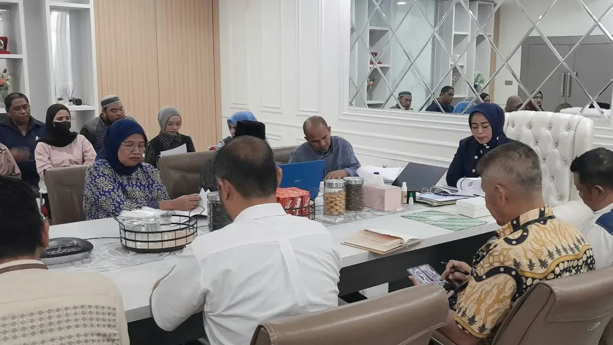 Rapat Koordinasi Tim Kelompok Kerja (Pokja) IDI Provinsi Sulawesi Tengah, Jumat (18/9), di Ruang Rapat Sekretaris Daerah Provinsi Sulteng.(Foto: Rony Sandhi)