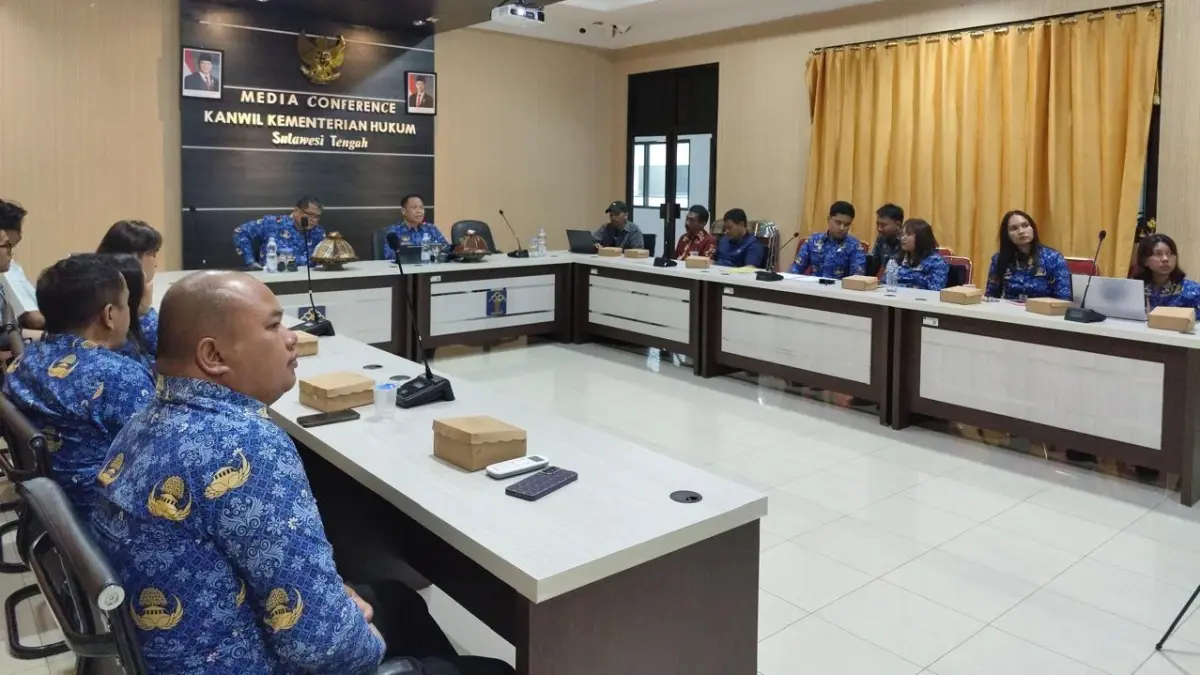 Rapat preview video Indikasi Geografis Bawang Goreng Palu di Aula Kebangsaan, Kamis (17/9).