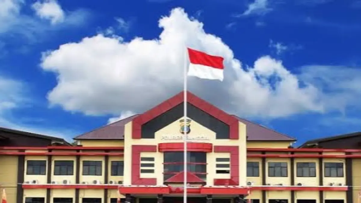 KANTOR: Kantor Bupati Banggai.(FOTO: NENDRA PRASETYA/RADAR PALU).
