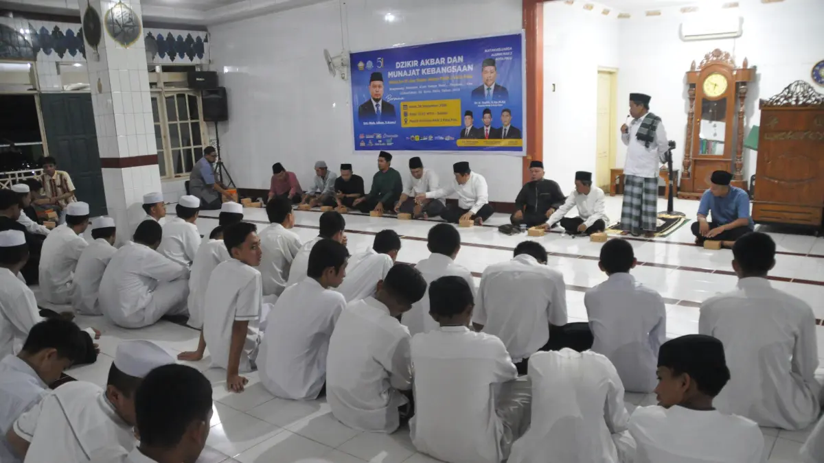 Ikatan Alumni Madrasah Aliyah Negeri (MAN) 2 Kota Palu menggelar Dzikir Akbar dan Munajat Kebangsaan. (DOK: ISTIMEWAH).