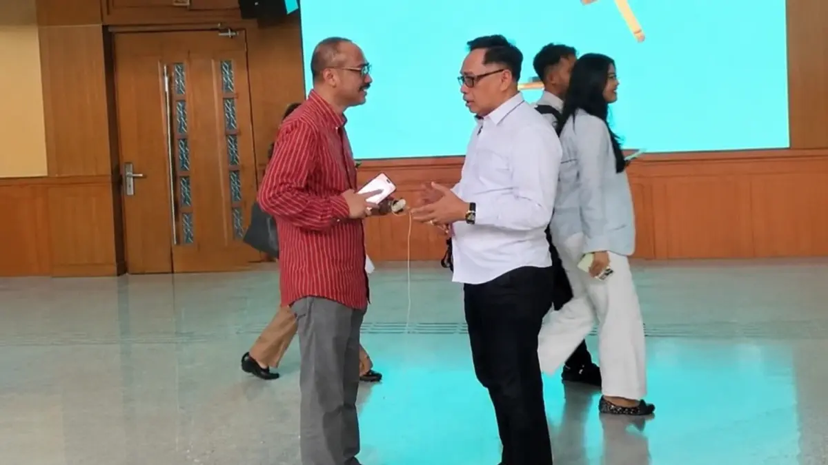 Momen Unik di PN Jakpus: Muhammad Basir Cyio Bertemu Tak Sengaja dengan Abraham Samad, Kenang Kuliah Umum 13 Tahun Lalu