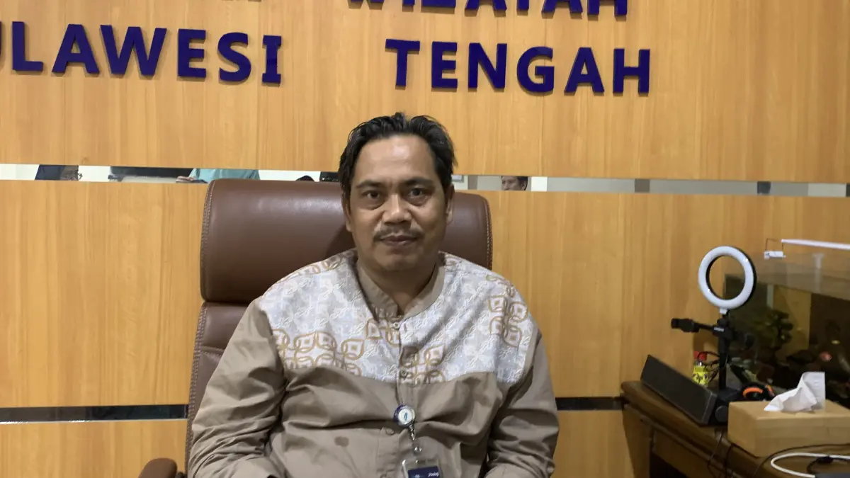 Pimpinan Wilayah (Pimwil) Bulog Kanwil Sulteng, Jusri Pakke.(Rina/Radar Palu).