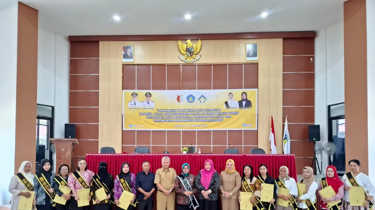 BUNDA PAUD: Advokasi penguatan peran Bunda PAUD Sigi, berlangsung selama dua hari di Aula Tadulako, UPT Pendidikan dan Pelatihan Tanaman Pangan dan Hortikultura Provinsi Sulawesi Tengah, Desa Sidera, Kecamatan Sigi Kota, Selasa (13/10/2026).(FOTO: ANGEL SUMBARA/RADAR PALU).