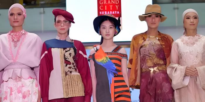 Tren fashion selalu berkembang dan bersifat personal. Pilihlah tren yang sesuai dengan gaya dan kepribadianmu untuk tampil percaya diri dan nyaman.