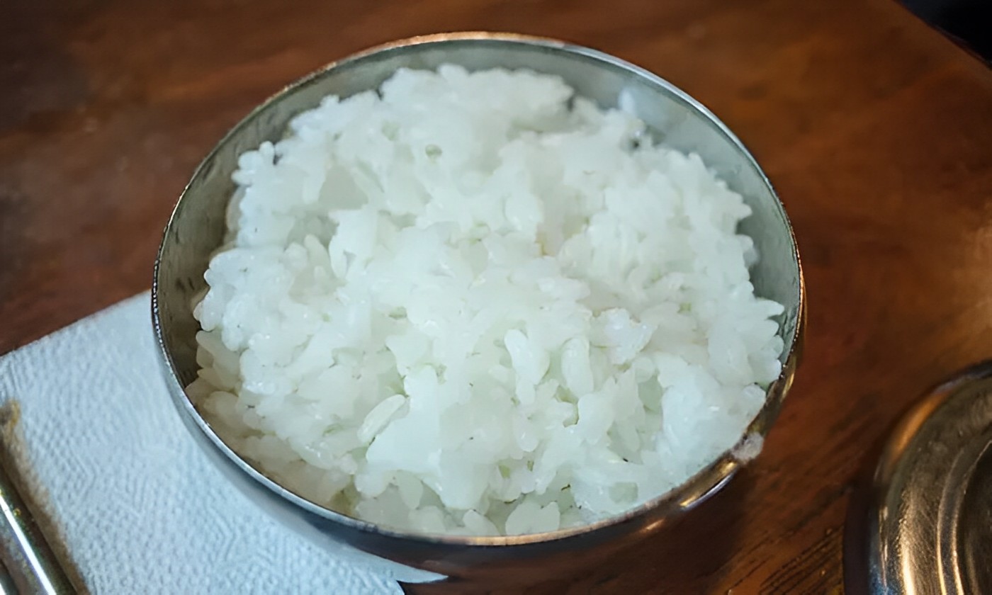 Illustrasi nasi putih