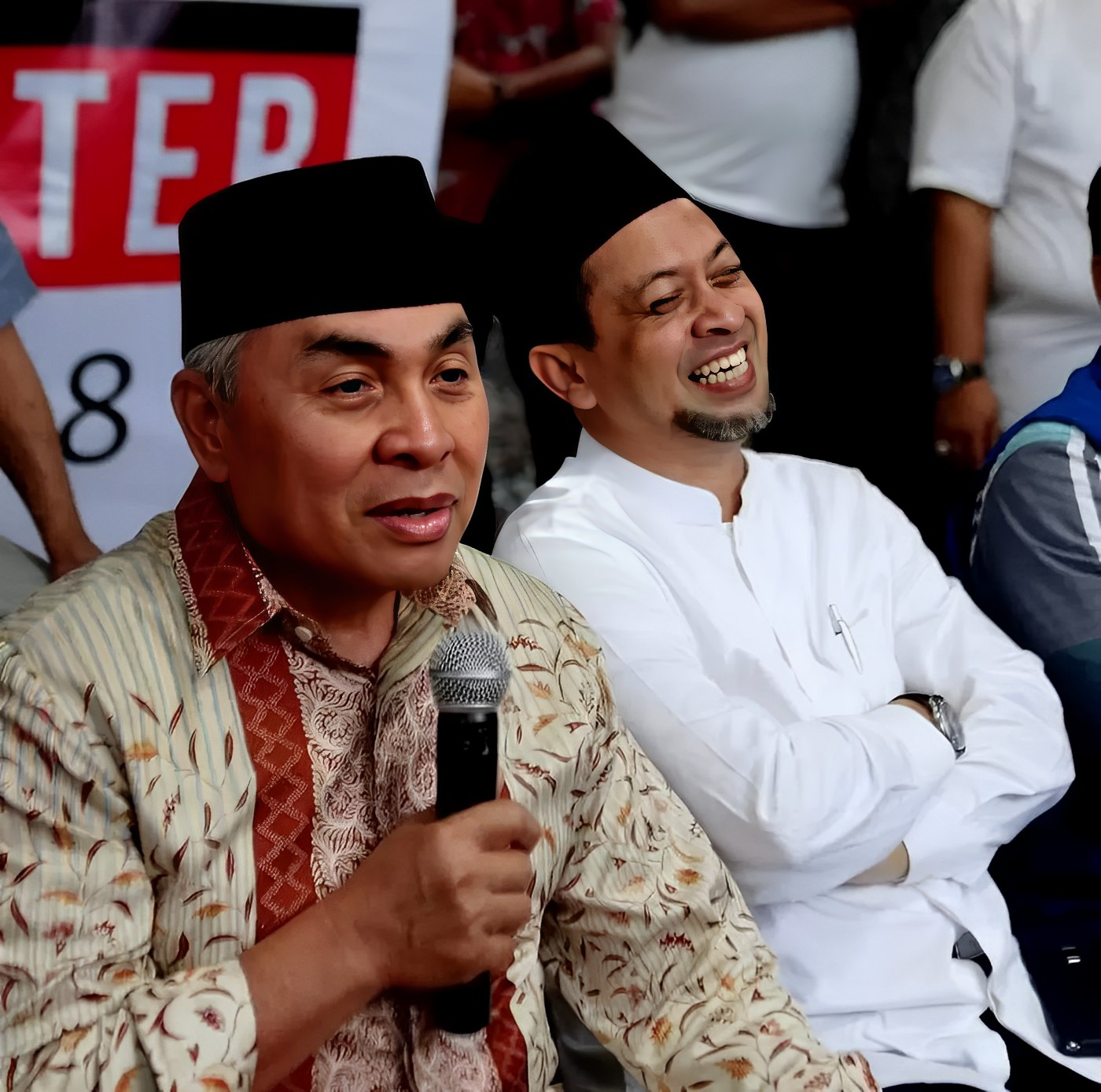 Isran Noor (Kiri) dan Hadi Mulyadi (Kanan)