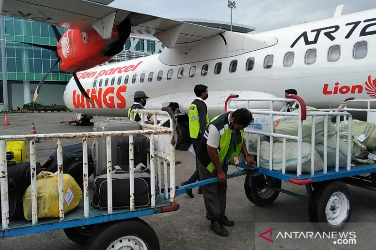 Harga tiket pesawat ke Balikpapan yang melonjak tinggi.