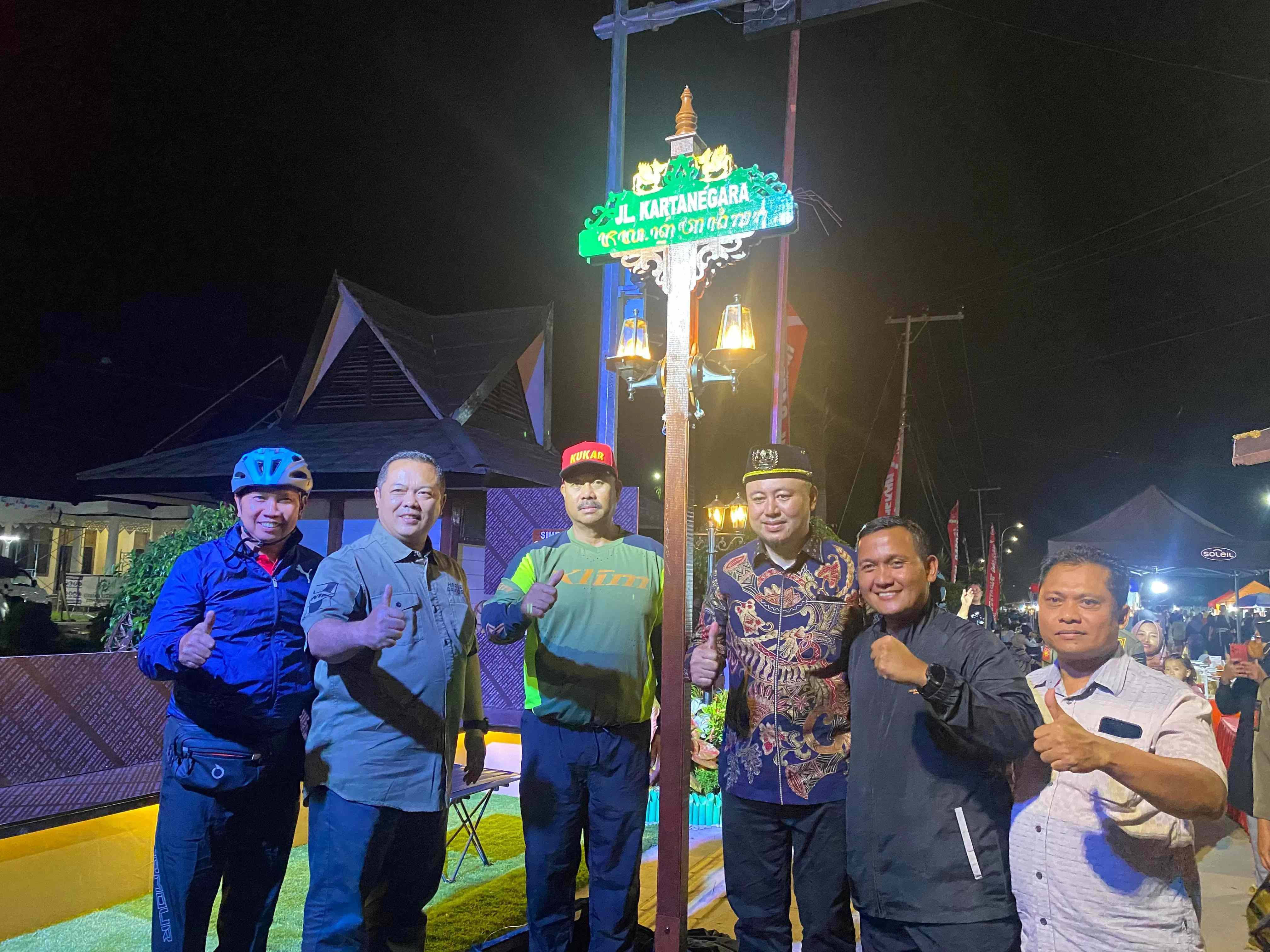Simpang Odah Etam, Tenggarong, Kutai Kartanegara, wisata malam, UMKM