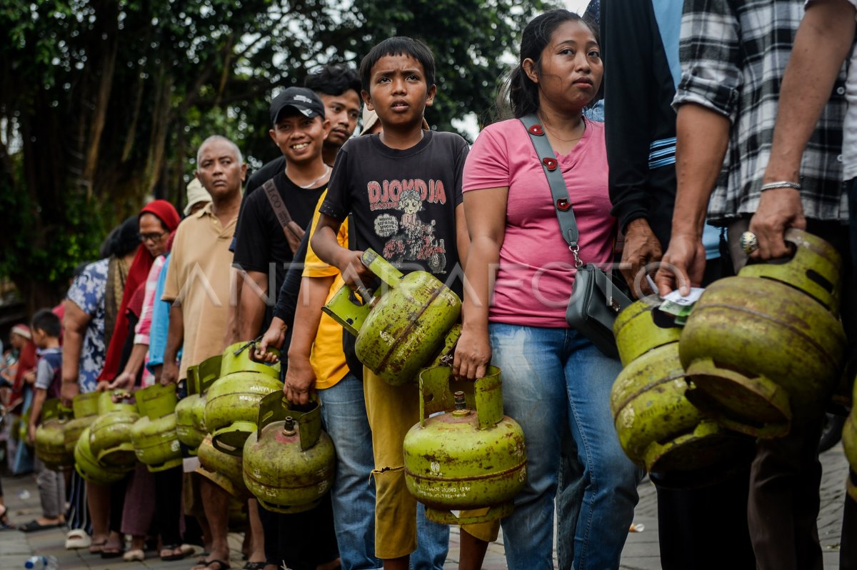 Klarifikasi polisi terkait kematian warga Pamulang setelah membeli gas elpiji 3 kg.