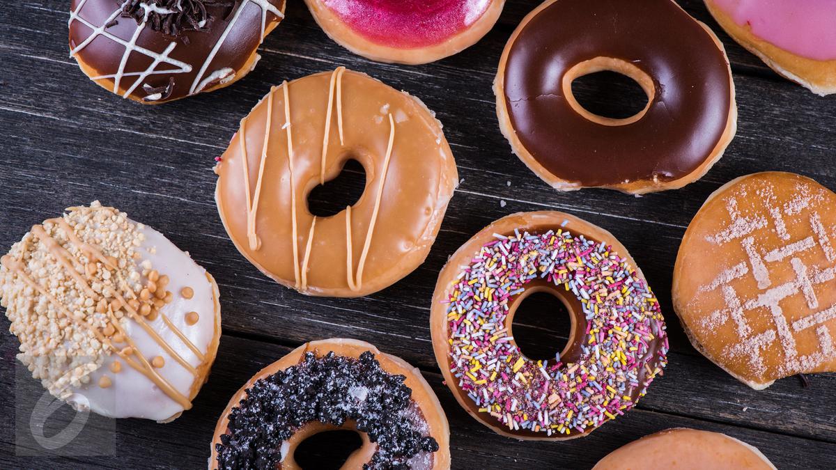 Kenapa donat harus bolong di tengah? Cari tahu alasan dan sejarah di balik desain donat ini di artikel kami.