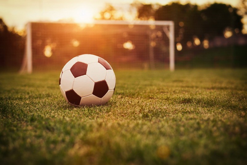 Foto bola sepak mewah berhias berlian dan kulit premium, koleksi langka yang masuk daftar bola sepak termahal di dunia, bikin penasaran Cess!