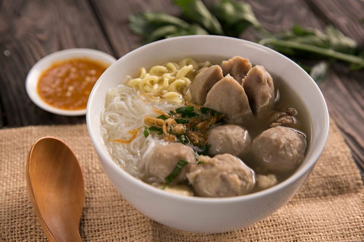 Potret bakso Indonesia peringkat dunia versi TasteAtlas, mulai dari bakso kuah hingga bakso goreng yang bikin ngiler Cess!