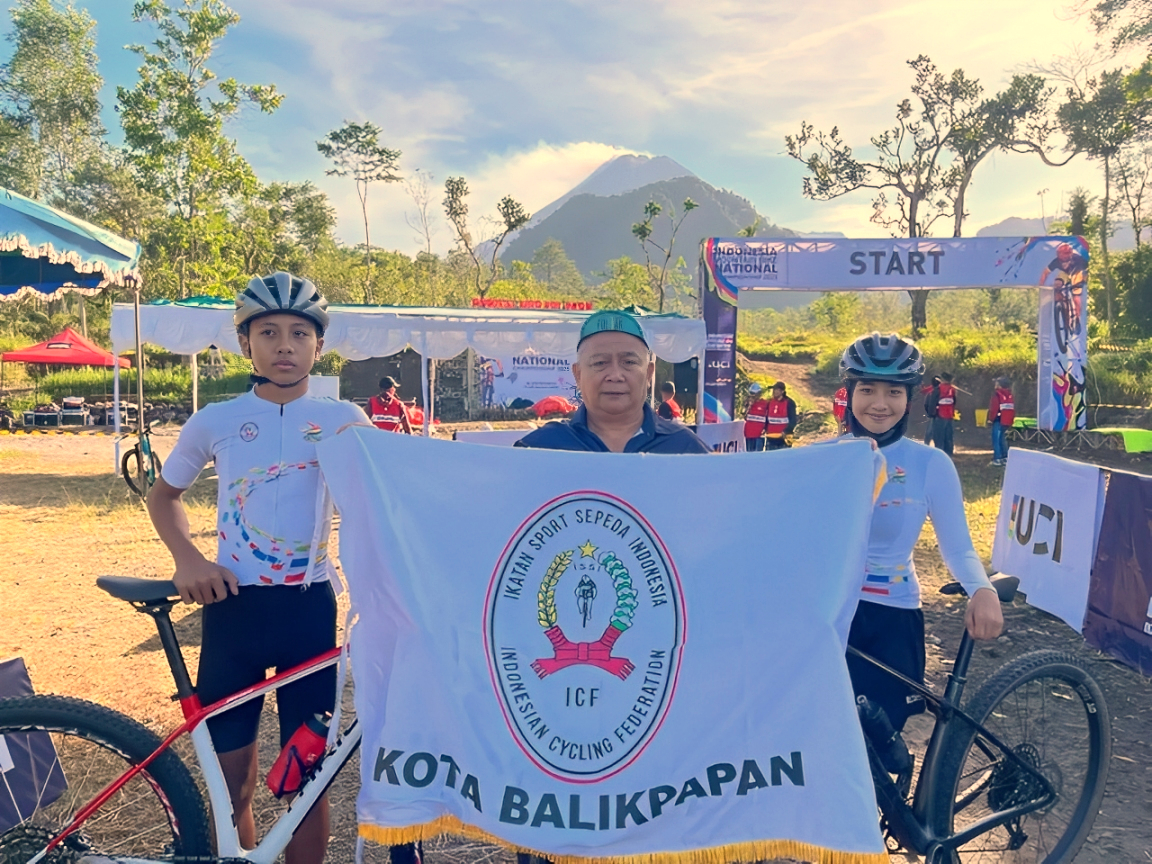 Aimar dan Bianca, atlet muda ISSI Balikpapan di Kejurnas Sepeda 2025, siap rebut emas meski dengan biaya mandiri&mdash;semangat juangnya luar biasa!