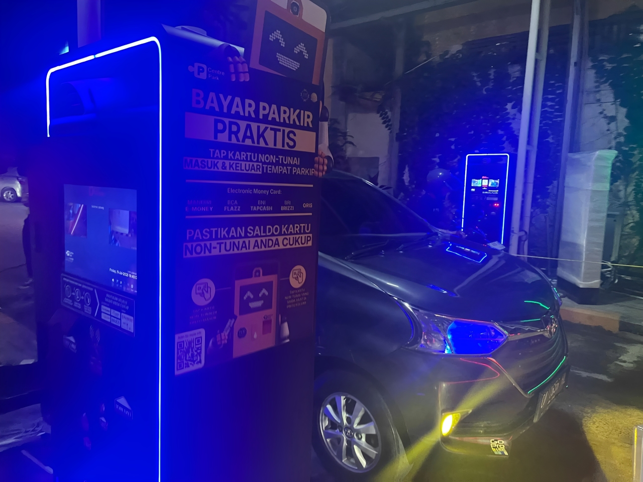 Sistem parkir cashless Plaza Balikpapan: praktis, cepat, dan wajib! Temukan tips pentingnya di sini.