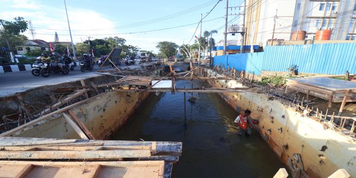 Proyek saluran sekunder Balikpapan fokus kendalikan banjir di Jalan MT Haryono dan Sungai Nangka, bukti nyata komitmen Pemkot.