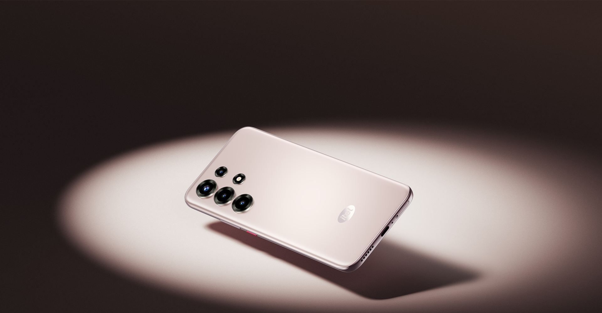 Foto Itel Super 26 Ultra dengan casing DIY Display unik, layar AMOLED 120Hz, dan baterai 6000 mAh jadi sorotan utama unboxing.