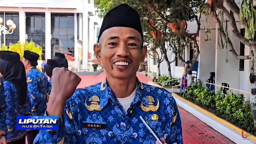 Hasri, salah satu pegawai yang dilantik, menyampaikan rasa syukur dan harunya usai pelantikan, Rabu (1 Oktober 2025).