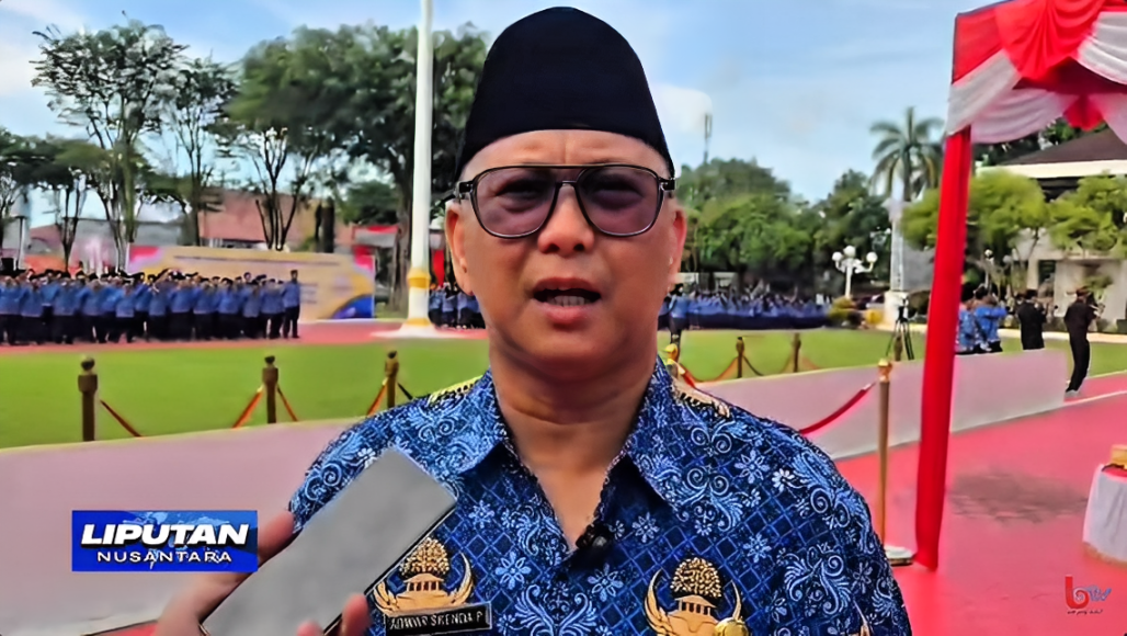 Adwar Skenda Putra, pelatih tim, menyampaikan harapan kepada atlet KORPRI Balikpapan untuk PORNAS XVII, Rabu (1 Oktober 2025).