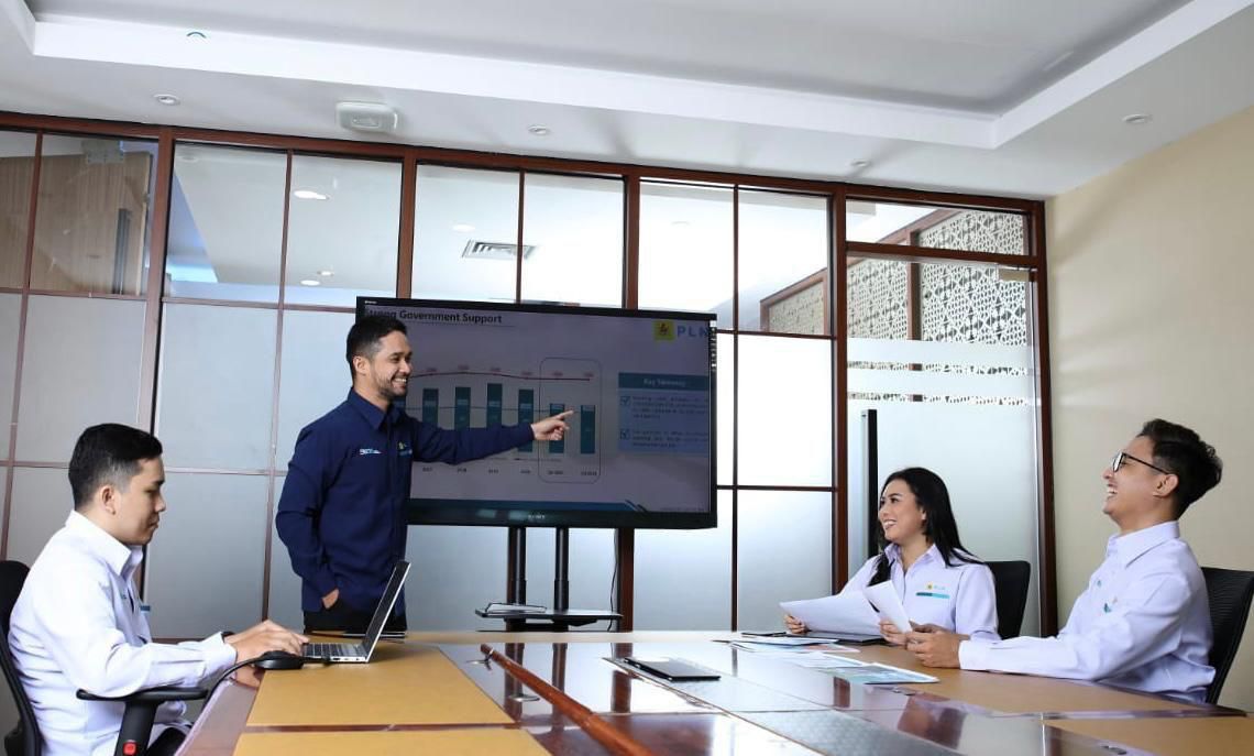 Dari D3 hingga S2, Rekrutmen PLN 2025 Tarik Minat Puluhan Ribu Anak Muda Indonesia!