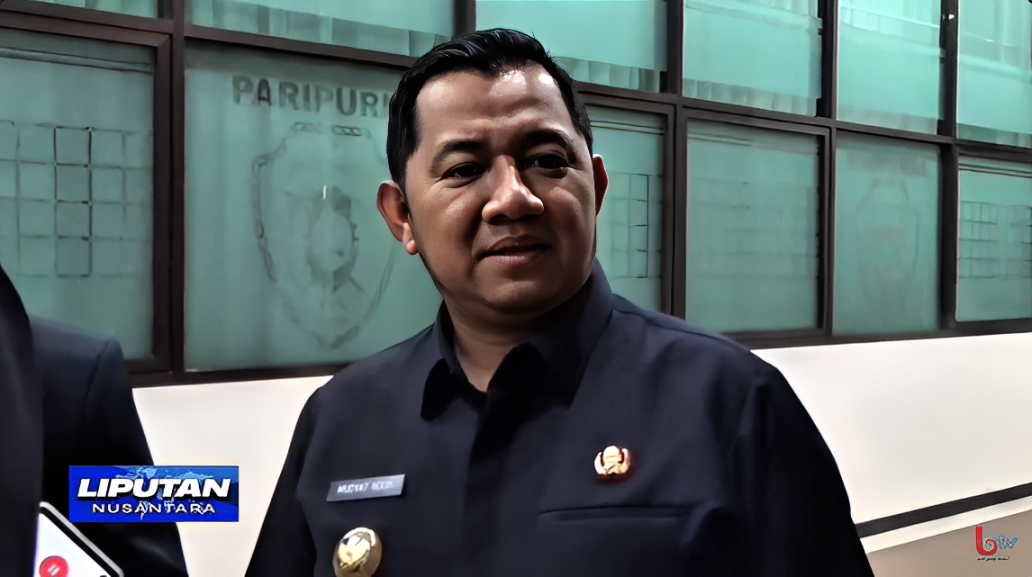 Bupati PPU Mudyat Noor diwawancarai terkait persiapan pembangunan Sekolah Rakyat, Senin (29 September 2025).