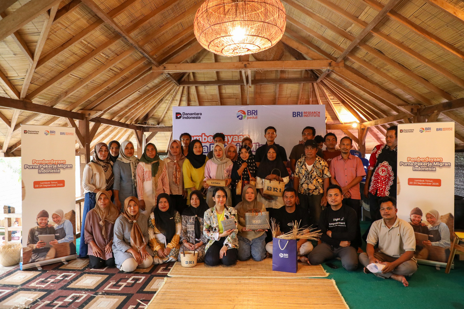 Sentuhan BRI, Anyaman Bambu Lombok Naik Kelas dan Siap Tembus Pasar Global